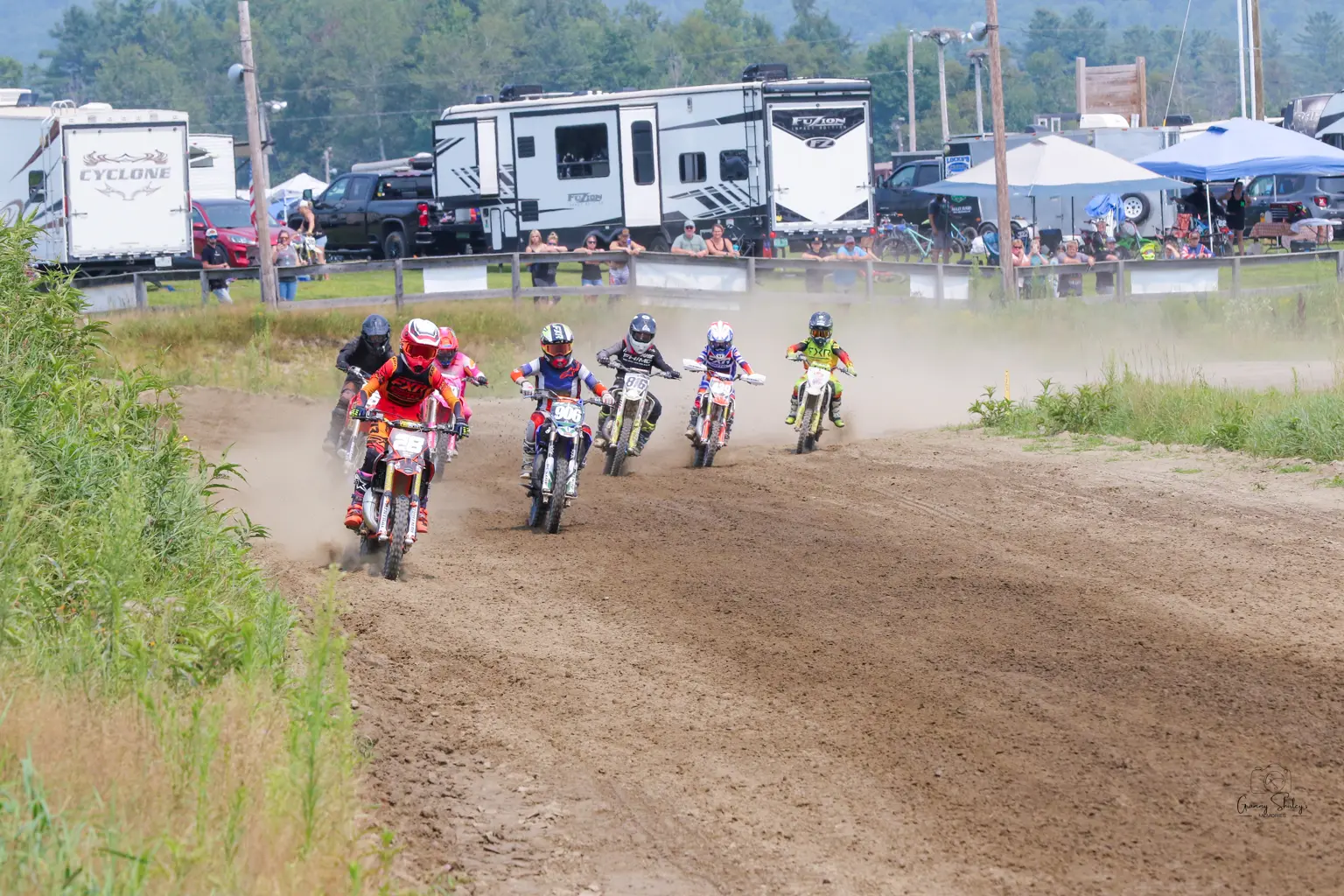 69bb3b2c09f18_dirtside 1 (1)